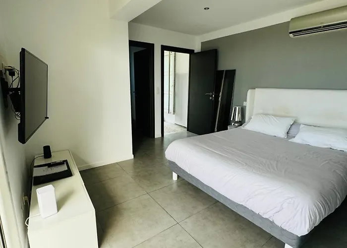 Casa La Vista Homestay